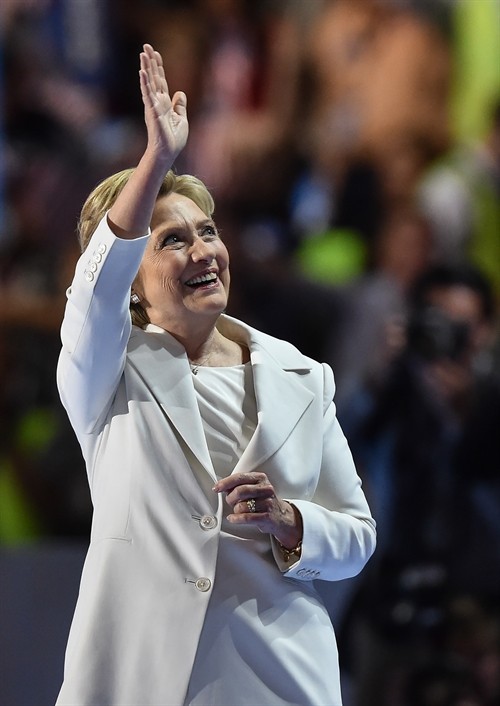 Bầu cử Tổng thống Mỹ 2016: Bà H.Clinton tiếp tục dẫn trước ông D.Trump tại các bang trọng yếu