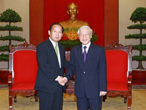 Tổng Bí thư Nguyễn Phú Trọng và Thủ tướng Nguyễn Xuân Phúc tiếp Tổng thư ký Đảng Dân chủ Tự do Nhật Bản
