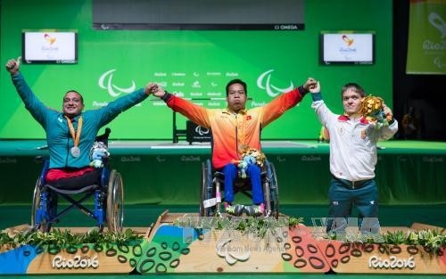 Thủ tướng Nguyễn Xuân Phúc gửi thư chúc mừng Đoàn Thể thao Người khuyết tật Việt Nam và vận động viên Lê Văn Công