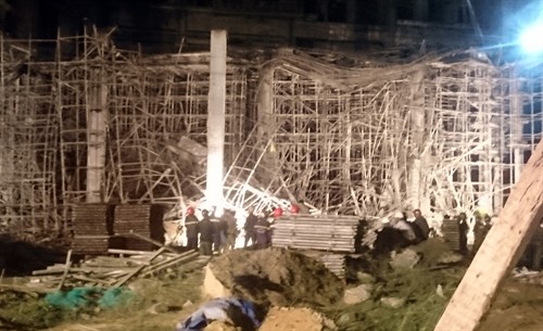 Đà Nẵng: Sập giàn giáo tại tòa nhà cao tầng, làm 4 người bị thương