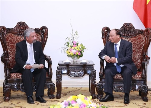 Thủ tướng Nguyễn Xuân Phúc tiếp khách quốc tế