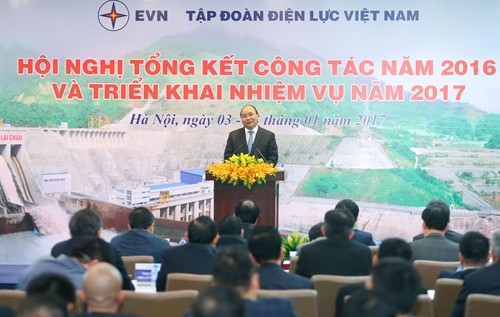 Thủ tướng Nguyễn Xuân Phúc: EVN cần tiếp tục là tập đoàn Nhà nước giữ vai trò chủ đạo trong cung cấp điện quốc gia