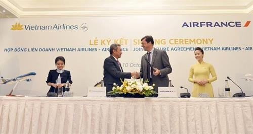 越航与法国航空公司签署全面合作联营协议