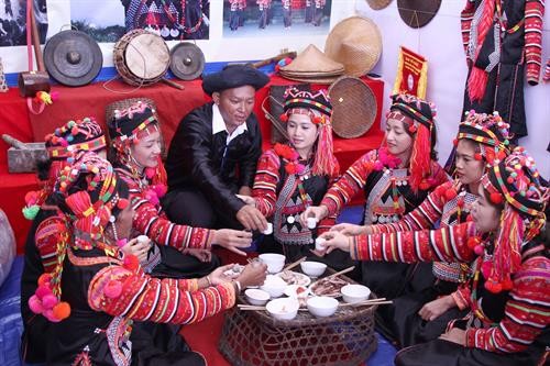 Khơi dậy giá trị văn hóa truyền thống của đồng bào dân tộc thiểu số vùng Tây Bắc