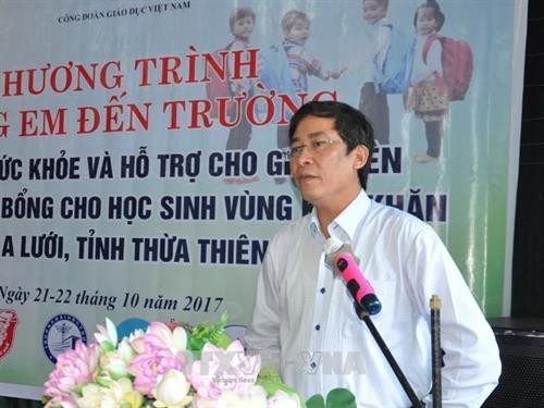 Chăm sóc sức khỏe và hỗ trợ cho giáo viên, học sinh huyện miền núi A Lưới (Thừa Thiên - Huế)