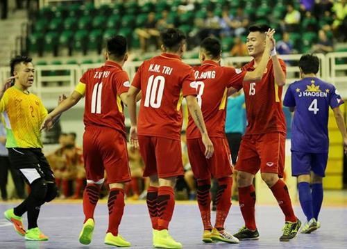 HD Bank杯室内五人制足球东南亚锦标赛：越南队以24比0大胜菲律宾队