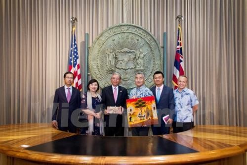 越南驻美国大使走访美国夏威夷州和美国太平洋司令部