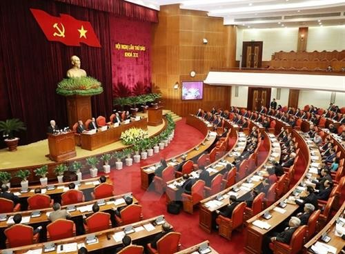 越共中央政治局关于调配干部的规定