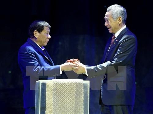 新加坡任2018年东盟轮值主席国 明年峰会主题为坚韧与创新