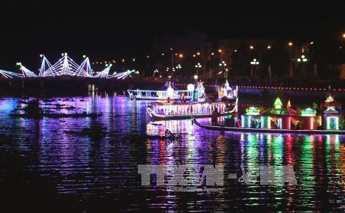 Lễ hội Ok Om Bok – Đua ghe Ngo tỉnh Sóc Trăng lần thứ III Khu vực Đồng bằng sông Cửu Long