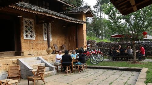 寄宿家庭旅游模式提高河江省居民的生活水平