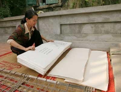 Hà Nội phục dựng mô hình làng nghề giấy Dó