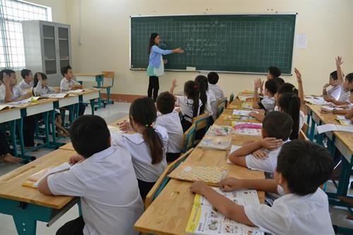 Giáo dục ở xã đảo Lại Sơn, Kiên Giang - Vươn lên "tốp" đầu từ con số không