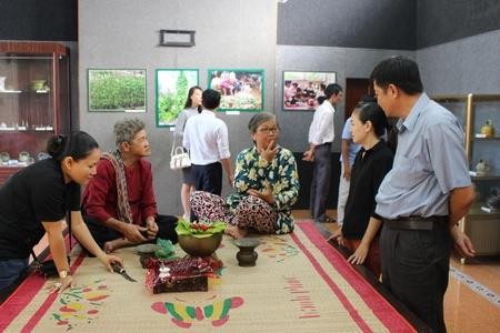 Trưng bày chuyên đề “Tục ăn trầu các dân tộc Việt Nam”
