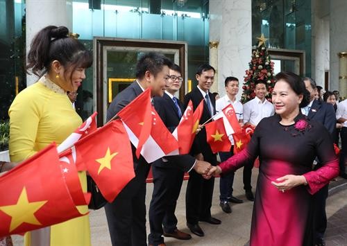 越南国会主席阮氏金银开始对新加坡进行正式访问