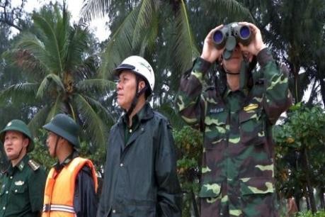 Bộ trưởng Bộ Tài nguyên và Môi trường chỉ đạo công tác ứng phó sự cố tràn dầu ở vùng biển Quy Nhơn