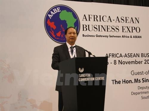 首届东盟非洲贸易博览会在南非举行
