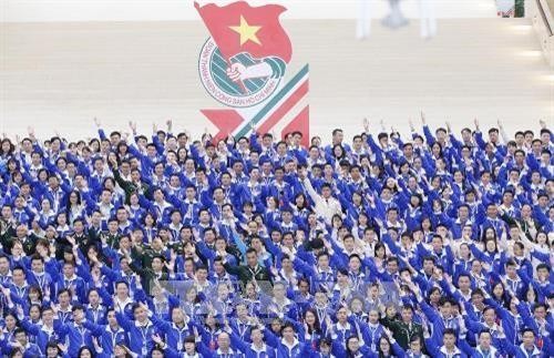 胡志明共青团第十一次全国代表大会第一场会议拉开序幕
