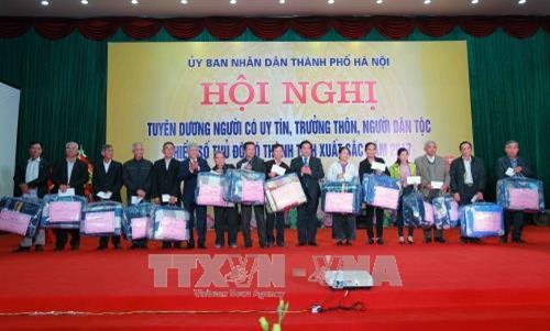 Hà Nội tuyên dương người có uy tín, trưởng thôn, người dân tộc thiểu số năm 2017