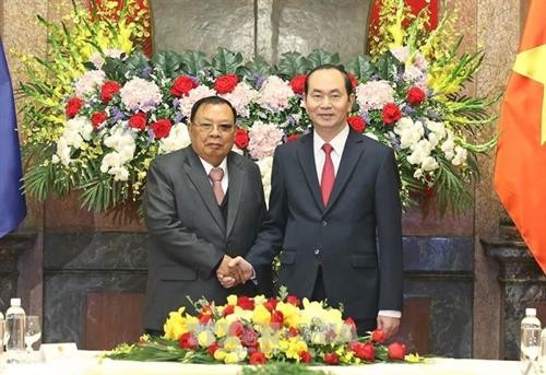 老挝人民革命党中央总书记、国家主席本扬致电感谢越南领导人
