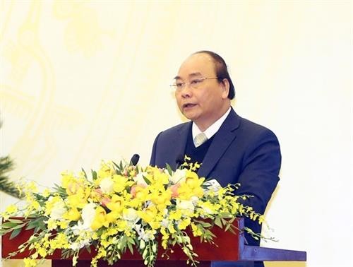 阮春福总理：各地方政府领导要特别关注反腐败工作
