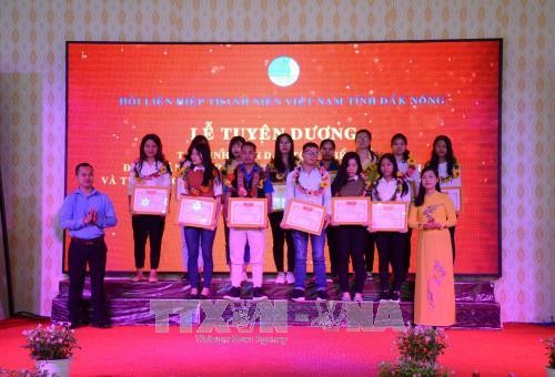Đắk Nông tuyên dương 50 học sinh, sinh viên dân tộc thiểu số học giỏi