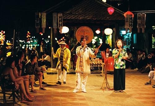 越南发牌唱曲艺术被列入《人类非物质文化遗产代表作名录》