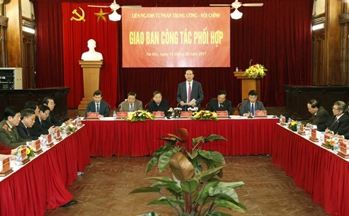 Chủ tịch nước Trần Đại Quang: “Tập trung hoàn thiện chính sách, pháp luật, cơ chế phối hợp, đẩy mạnh đấu tranh, xử lý các loại tội phạm”