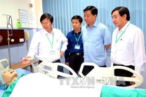 Xây dựng bệnh viện thực hành chuẩn để nâng cao chất lượng đào tạo sinh viên ngành y