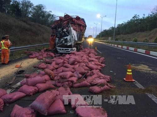 Tai nạn giao thông trên cao tốc Thành phố Hồ Chí Minh - Long Thành – Dầu Giây làm hai người bị thương