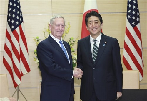 Bộ trưởng Quốc phòng Mỹ thăm Nhật Bản
