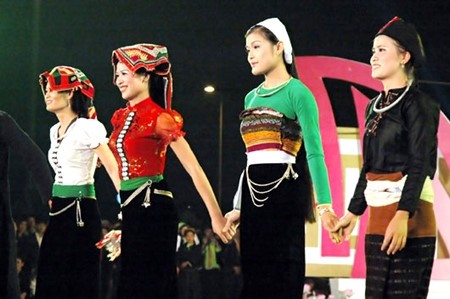 Nữ phục của đồng bào Thái ở Nghệ An