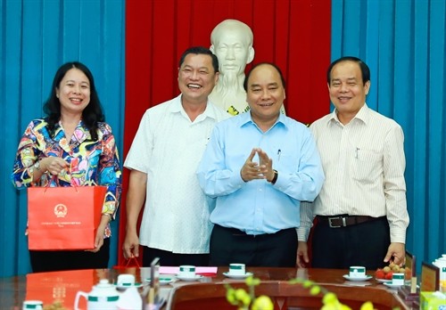 Thủ tướng Nguyễn Xuân Phúc thăm, làm việc tại tỉnh An Giang