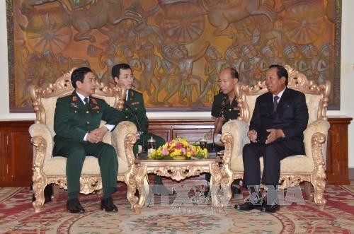 Tổng Tham mưu trưởng Quân đội Nhân dân Việt Nam thăm và làm việc tại Campuchia