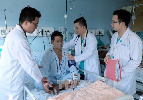 Cứu sống bệnh nhân Singapore bị ngưng tim khi đang du lịch tại Việt Nam