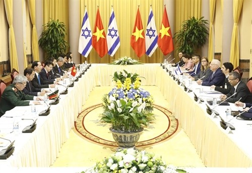 越南国家主席陈大光与以色列总统鲁文•里夫林举行会谈
