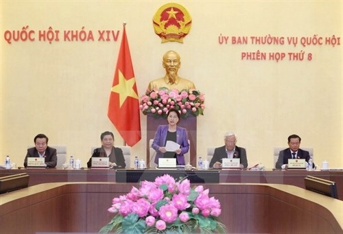 越南第十四届国会常务委员会第八次会议圆满完成各项议程