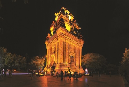 Tháp Nhạn - Dấu ấn văn hóa Chăm trên đất Phú Yên