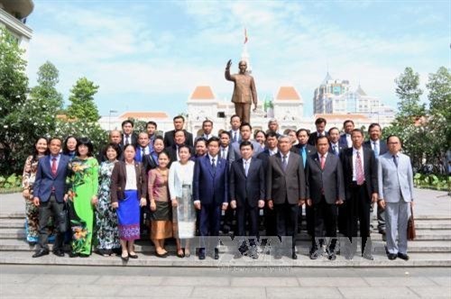 Thành phố Hồ Chí Minh và Thủ đô Viêng Chăn nỗ lực hiện thực hóa các thỏa thuận hợp tác