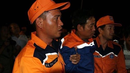 海防驶往芹苴的“海城 26-BLC”号船被撞沉两名船员获救