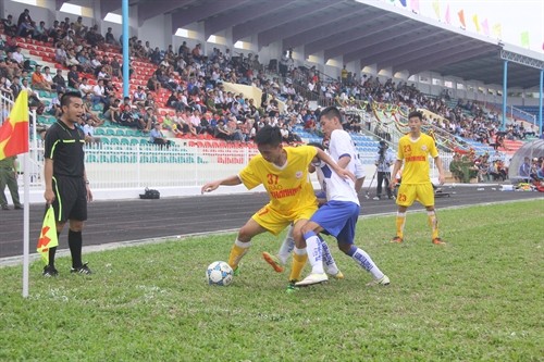 Giải bóng đá U19 quốc gia 2017: U19 Hà Nội tái ngộ U19 PVF ở chung kết