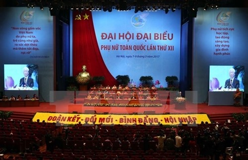 第十二次越南全国妇女代表大会在河内开幕 阮富仲总书记出席并发表讲话