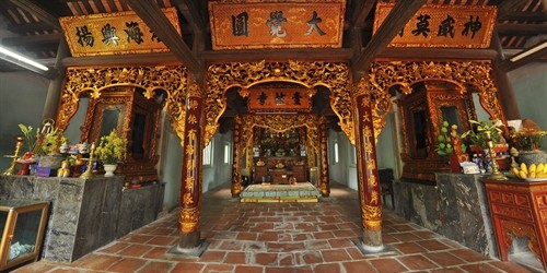 Thăm chùa Nhất Trụ có trụ kinh Phật bằng đá cổ nhất Việt Nam