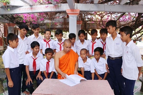 Chùa Lakhanawong Xung Thum - Điểm đến của học sinh có nguy cơ bỏ học ở Sóc Trăng