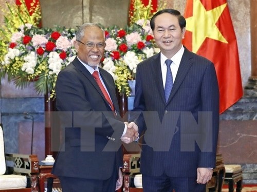陈大光主席：越南追求经济社会发展时不忽略环境保护