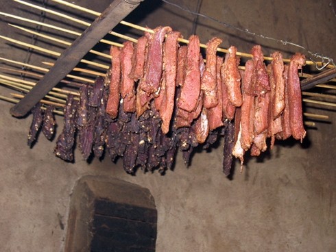 Thịt trâu khô - Đặc sản vùng phía Tây Yên Bái