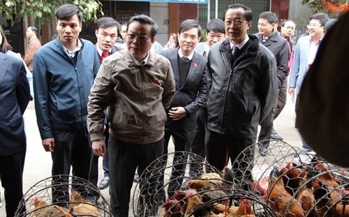河江省开展越中边境地区食品安全检查
