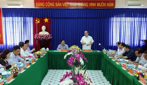 Đồng chí Nguyễn Thiện Nhân làm việc và chúc Tết đồng bào Khmer tại Sóc Trăng