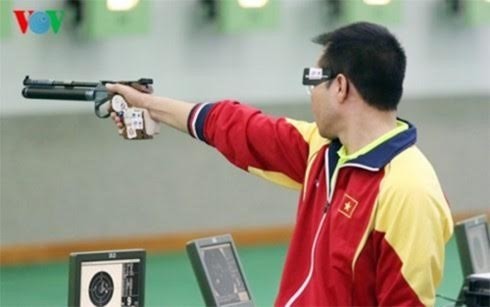 越南选手黄春荣在2017年东南亚射击锦标赛中夺金