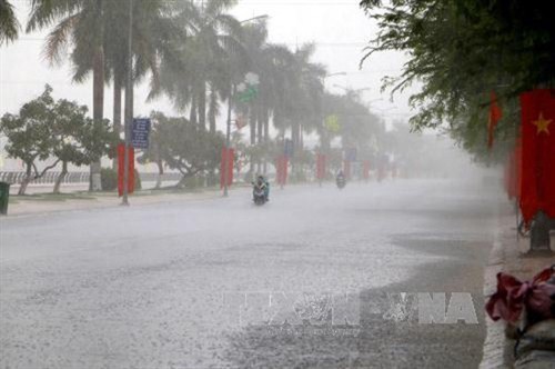 Thời tiết ngày 15/5: Nhiều vùng mưa dông, Hà Nội có nơi mưa to